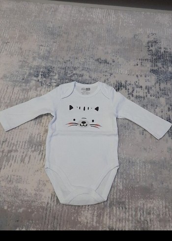 Uzun Kollu Beyaz Baskılı Bebek Body