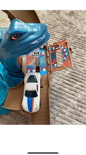 Beden Hot wheels köpek balığı seti