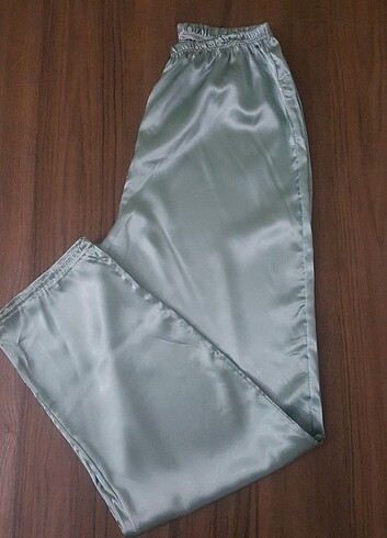 Saten pijama alt