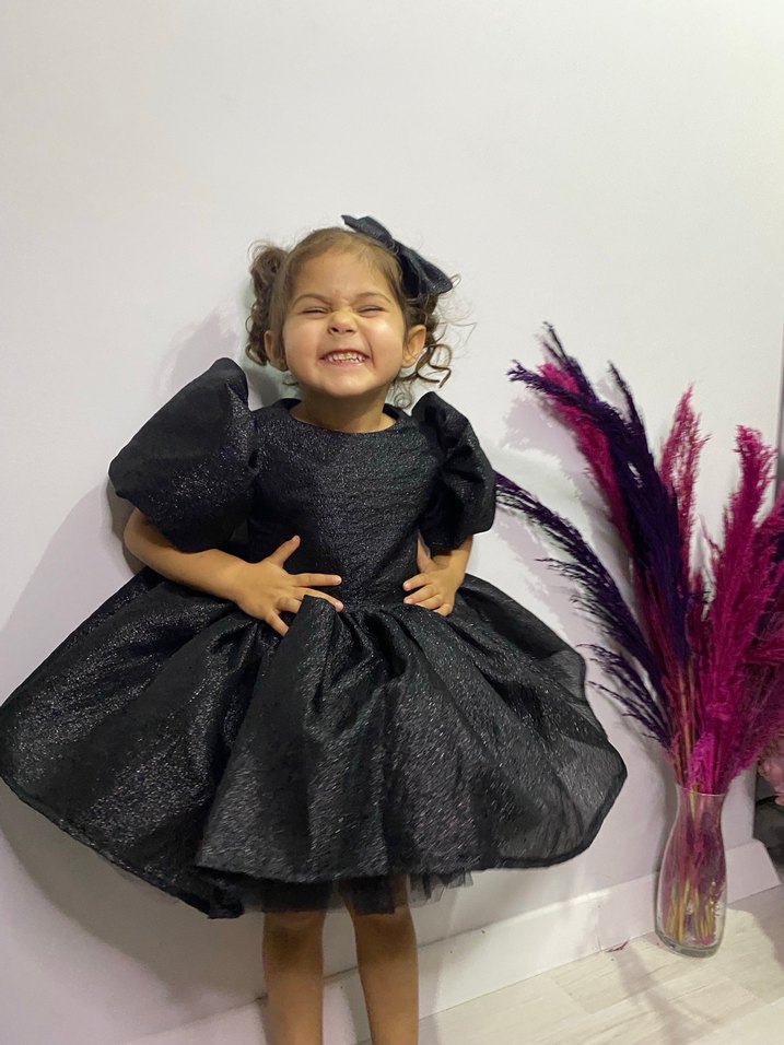 Çocuk Siyah Fırfırlı Parti Elbisesi - Görsel 2