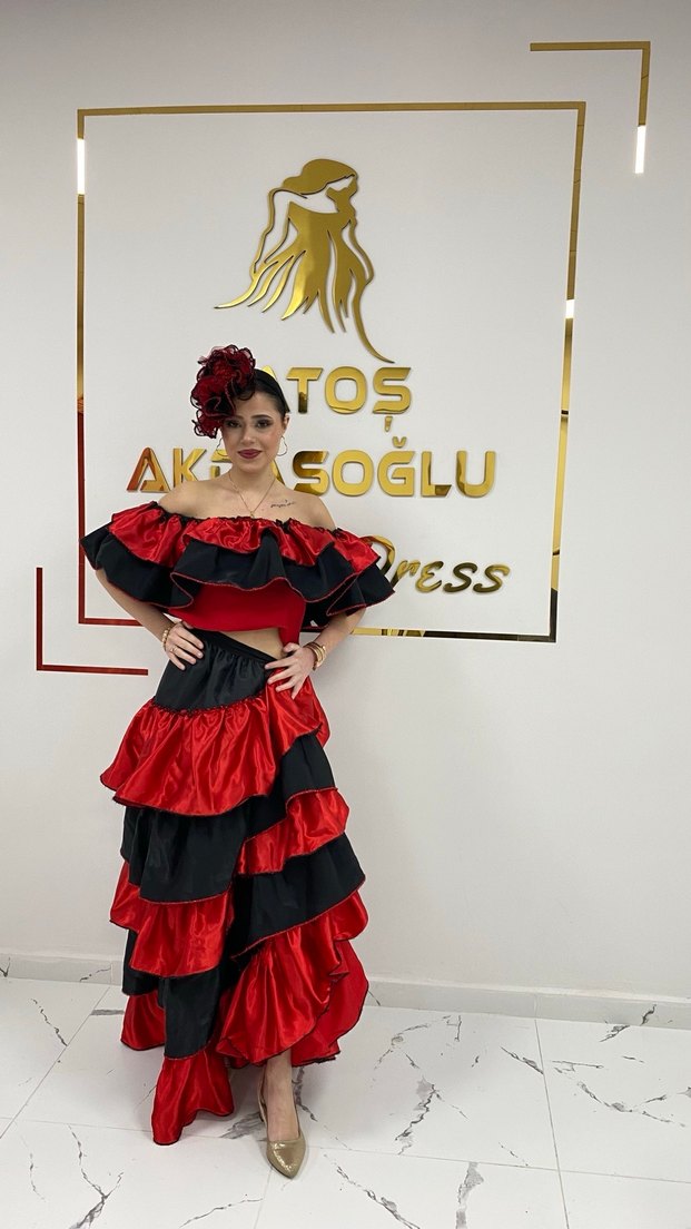 Kırmızı Siyah Roman Kıyafeti s - Görsel 3