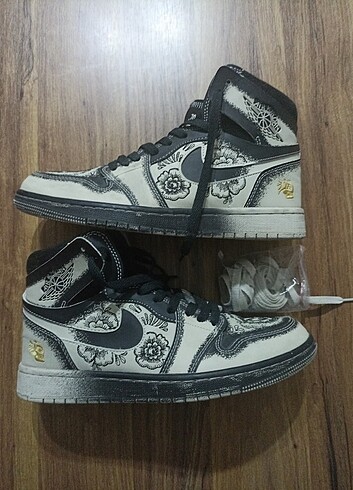 Air Jordan 1 Zoom Air Comfort 