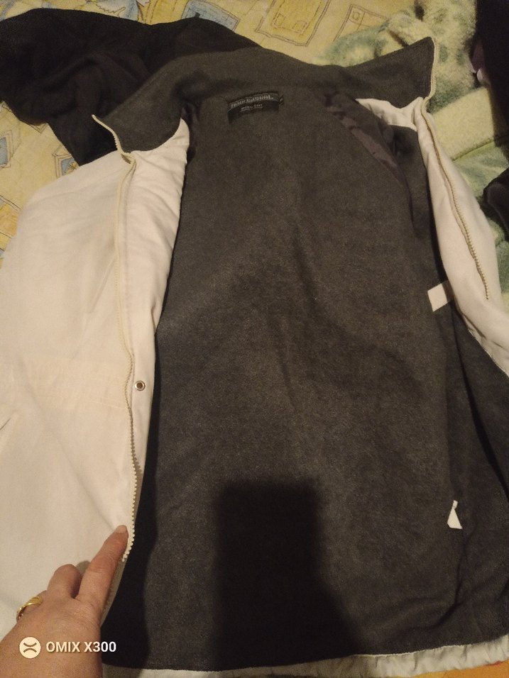 Beyaz Yüksek Yakalı Erkek Mont - Görsel 3