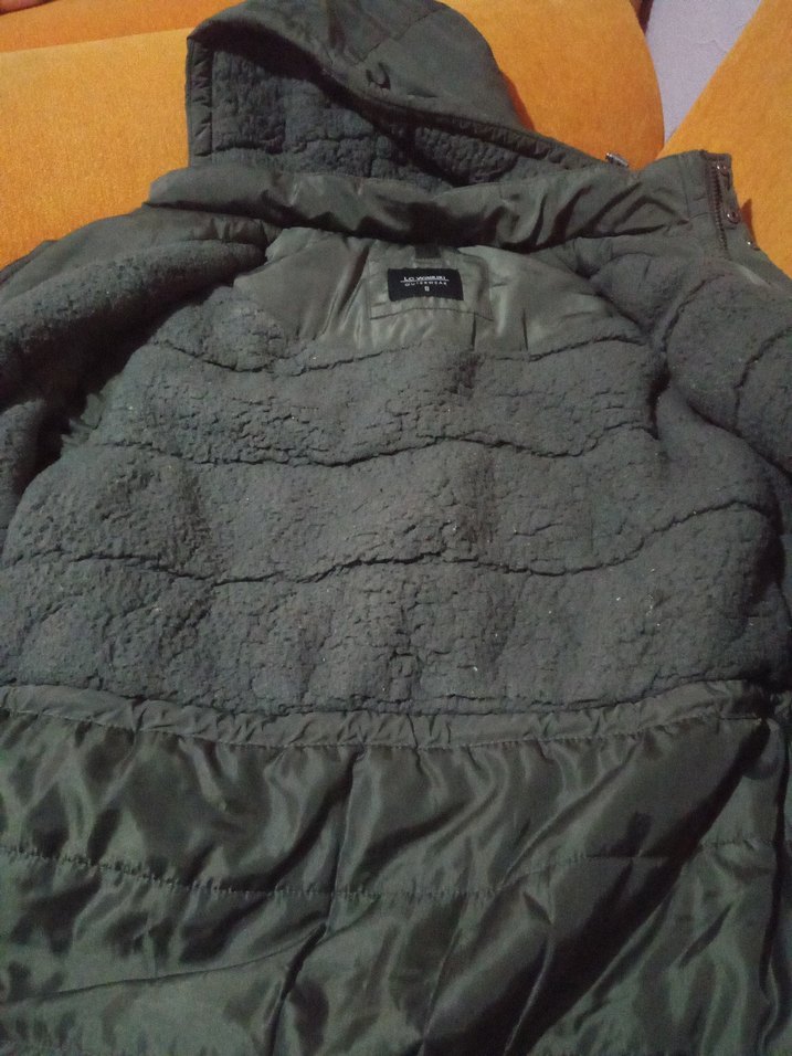 Gri Kapüşonlu Erkek Mont - Görsel 2