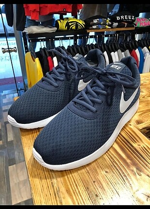 Nike spor ayakkabı 
