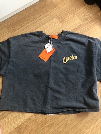 Etiketli bershka kazak