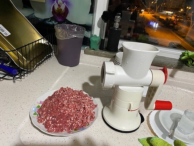  Beden Tupperware kıyma makinesi