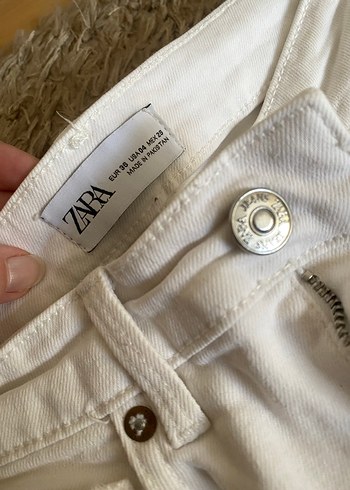 Zara Beyaz Flare Jeans - Görsel 3