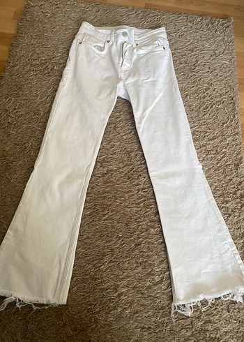 Zara Beyaz Flare Jeans - Görsel 4