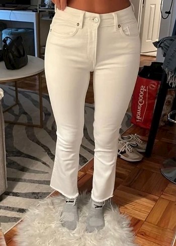 Zara Beyaz Flare Jeans - Görsel 5