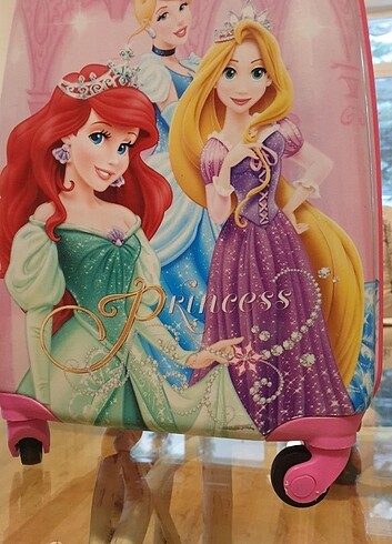 Disney Princess 4 tekerlı çocuk valiz