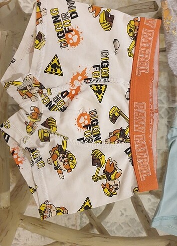 H&M Erkek çocuk boxer 7 yaş 