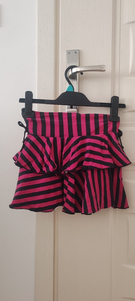 Pembe Siyah Çizgili Mini Fırfırlı Etek - Görsel 3