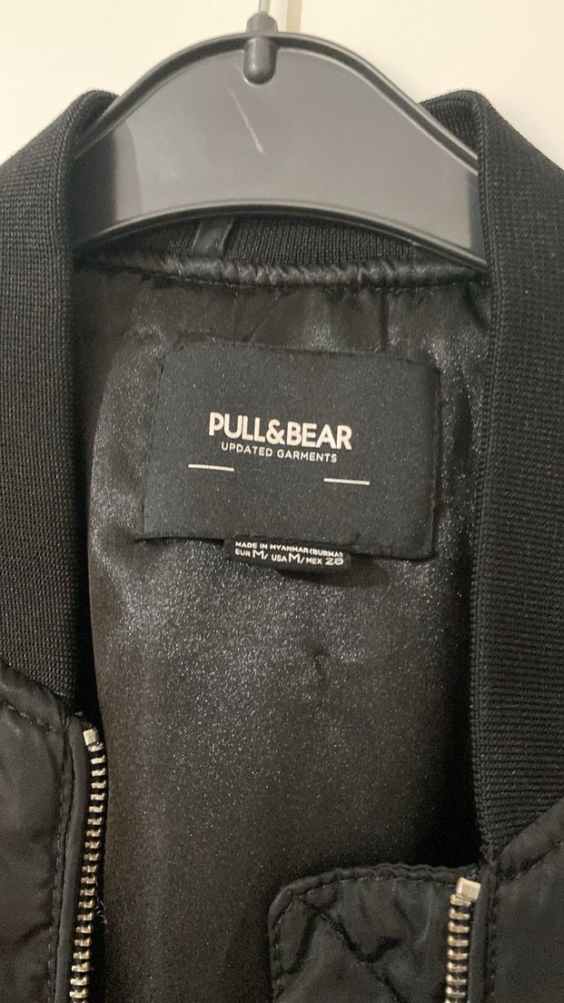 Siyah Düğmeli Kadın Bomber Ceket Pull&bear orijinal hatasız - Görsel 2