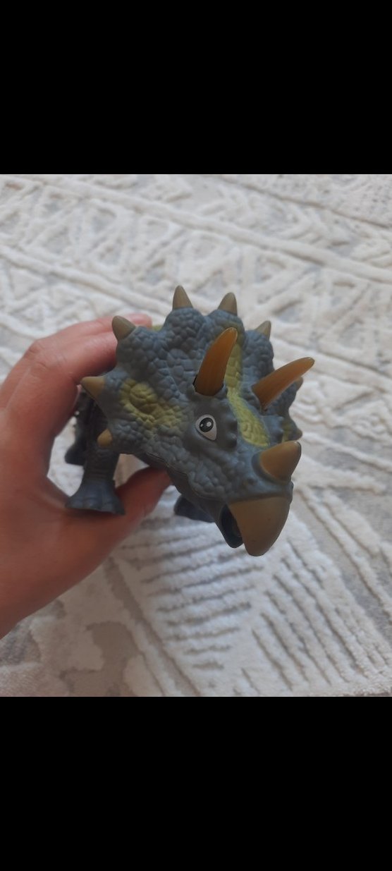 Gri Dinozor Figürü - Görsel 5