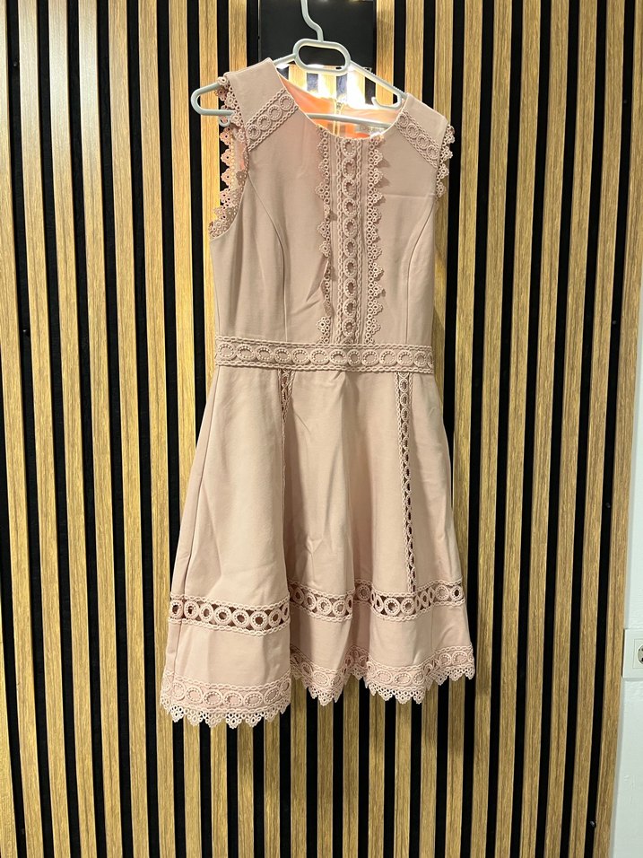 Bej Dantel Detaylı Midi Elbise - Görsel 3