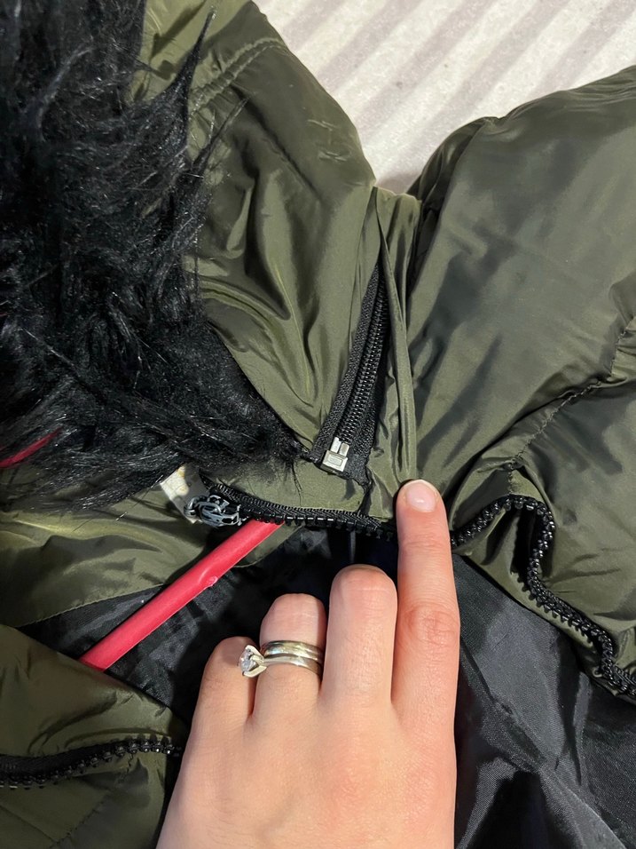 Kadın Uzun Yeşil Kürk Detaylı Kışlık Mont - Görsel 3