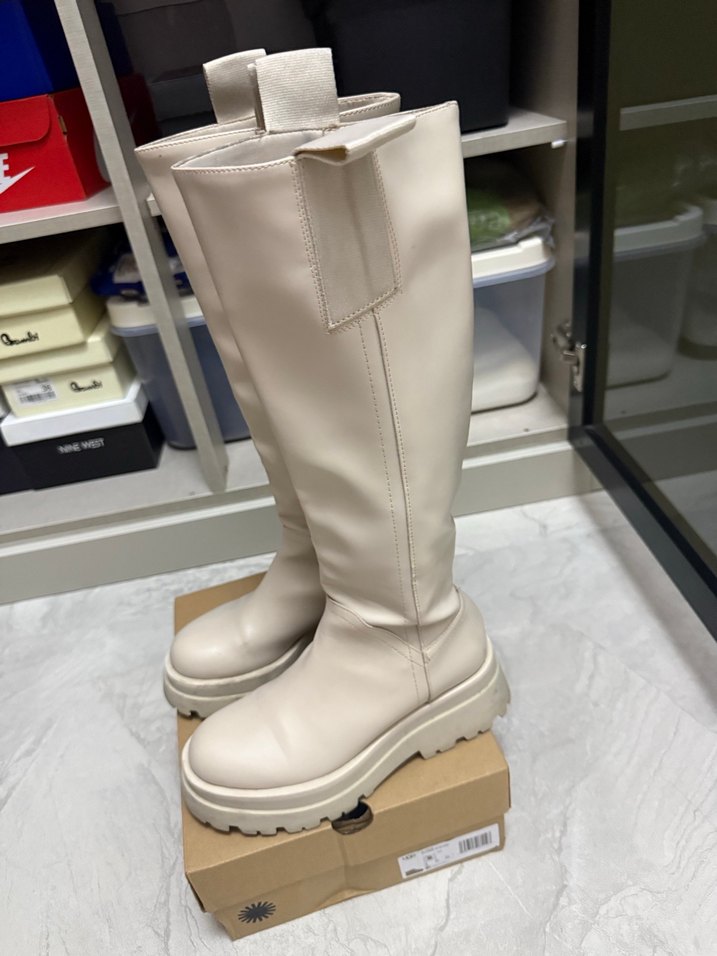 Stradivarius çizme - Görsel 2