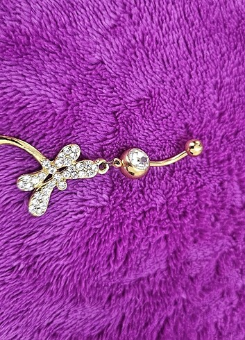 Göbek piercing