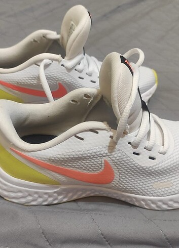 36 Beden beyaz Renk Nike ayakkabı 