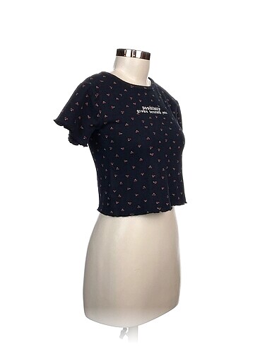LC Waikiki LC Waikiki T-shirt %70 İndirimli.