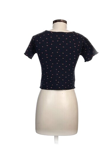 xl Beden LC Waikiki T-shirt %70 İndirimli.