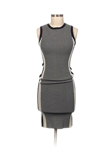 Karen Millen Uzun Elbise %70 İndirimli.