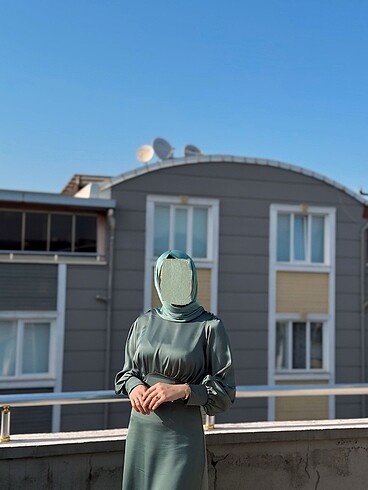 Tesettür abiye elbise