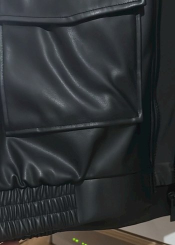 Stradivarius Siyah Deri Ceket - Görsel 5