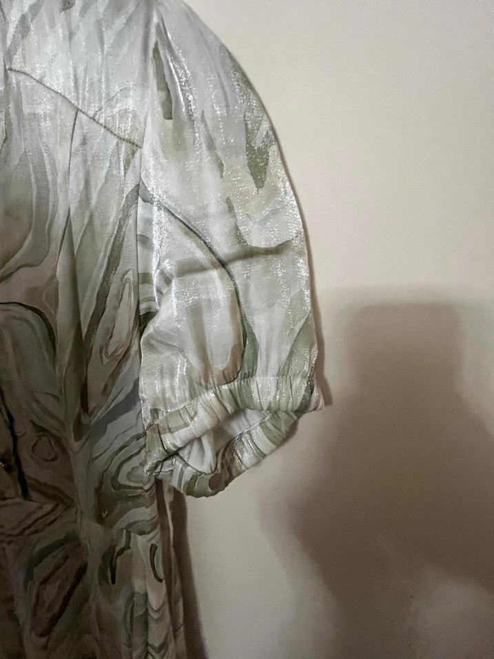 V Yaka Midi Elbise - Görsel 3