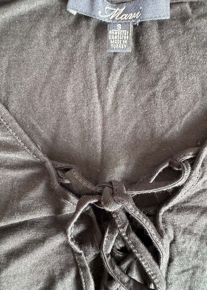 Mavi marka siyah elbise - Görsel 2