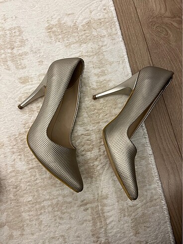 36 Beden Stiletto