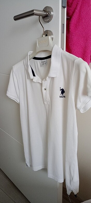Beyaz Polo yaka t-shirt 