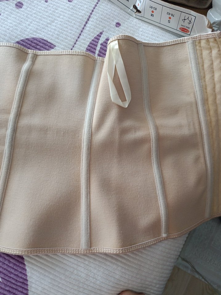 Bej Beli Saran Hemşire Korsesi Midi Boy - Görsel 3