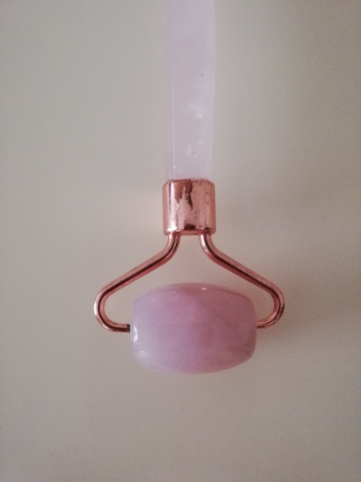 Doğal Pembe Kuvars Yüz Masaj Aleti - Görsel 3