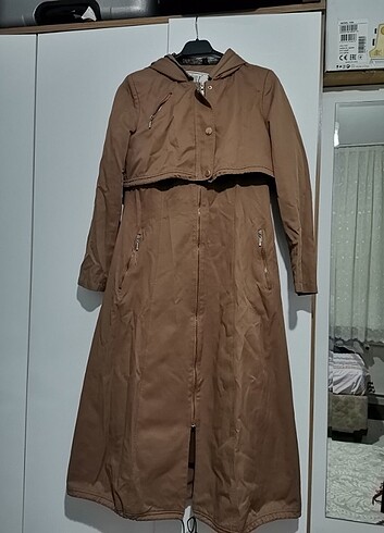 Nihle Kahverengi Rüzgarlıklı Pardösü