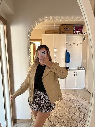 bershka krem oversize deri ceket