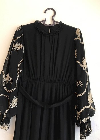 Zincir Detaylı Siyah Uzun Gotik Elbise