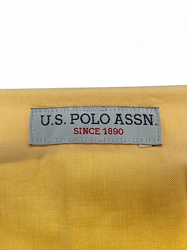 34 Beden sarı Renk U.S Polo Assn. Gömlek %70 İndirimli.