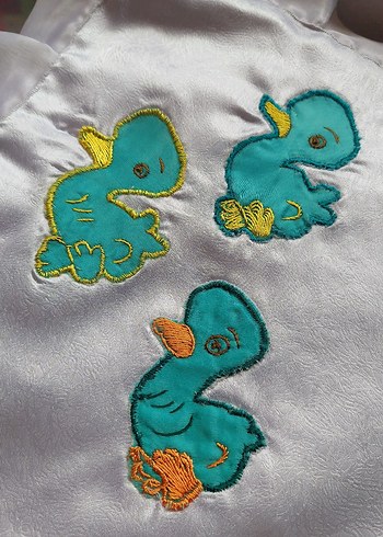 Nakışlı Beyaz Çocuk Yorganı - Görsel 7