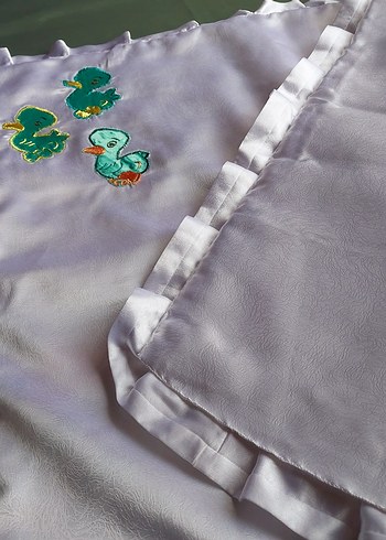 Nakışlı Beyaz Çocuk Yorganı - Görsel 5