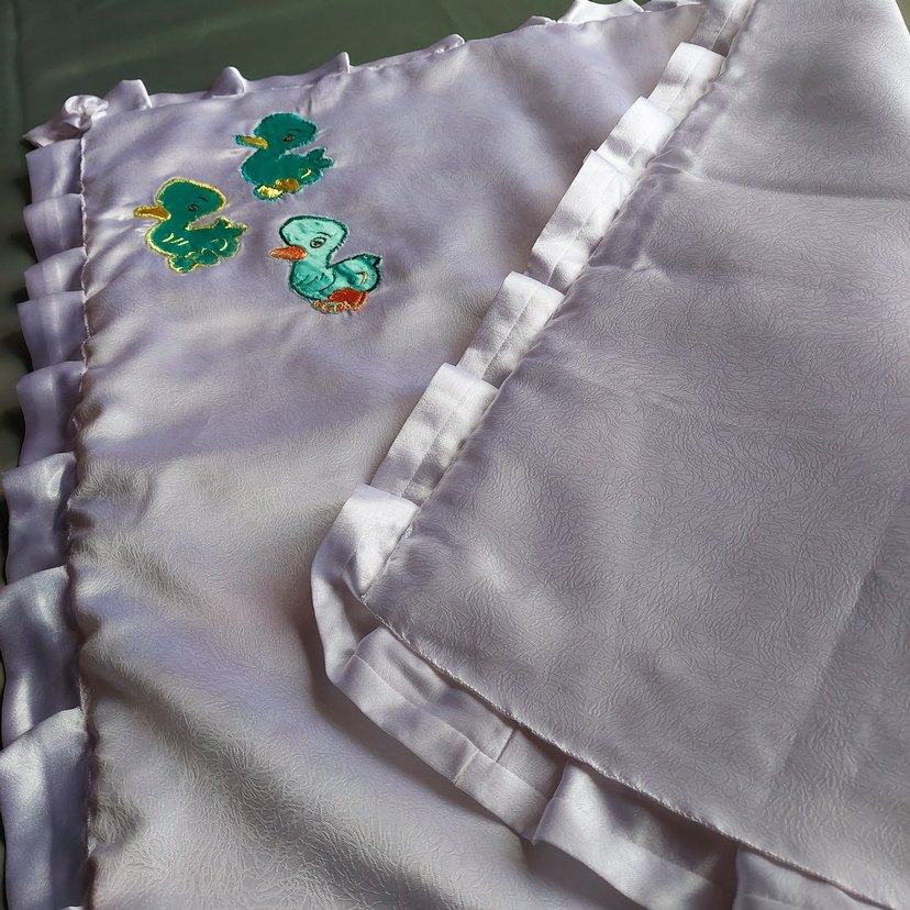 Nakışlı Beyaz Çocuk Yorganı - Görsel 5