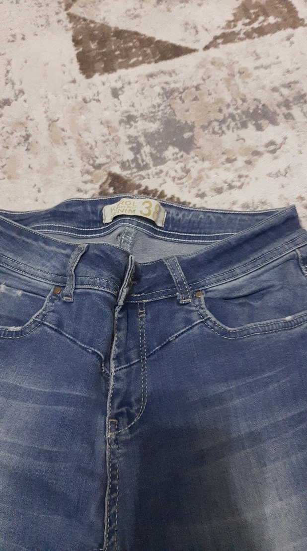 Yırtık Detaylı Mavi Denim Kadın Pantolon - Görsel 2