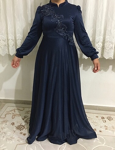Simli tül taşlı abiye