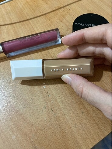 Fenty Beauty Fenty Beauty We Are Even