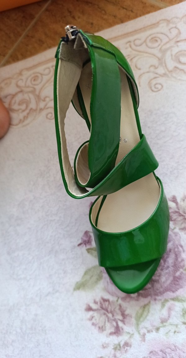 Yeşil Parlak Platform Topuklu Kadın Ayakkabı - Görsel 3