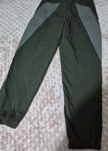 Zara erkek çocuk yeşil paraşüt kumaş Eşofman Altı - Görsel 3