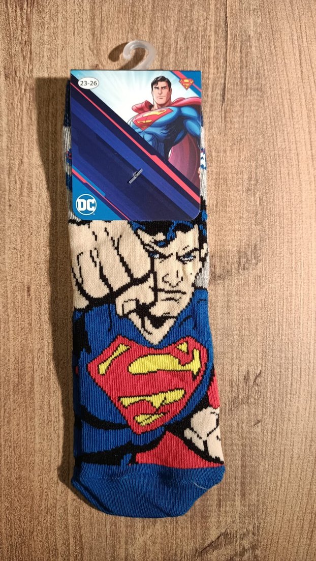 Disney lisanslı Süperman Baskılı Çok Renkli Çorap - Görsel 2