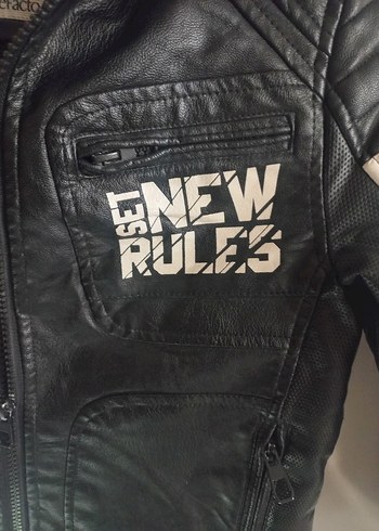 DEFACTO 6-7 Yaş Kapüşonlu Erkek Çocuk Siyah Deri Biker Ceket - Görsel 7