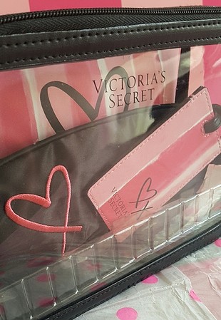 Victoria s Secret Victorias Secret Seyahat Makyaj Seti